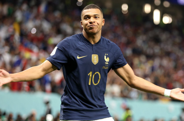 Pretending to sell! Mbappe rejects PSG's contract until 2025